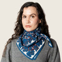 Carré 90 Floral Bleu Indigo profond & Marron Acajou
